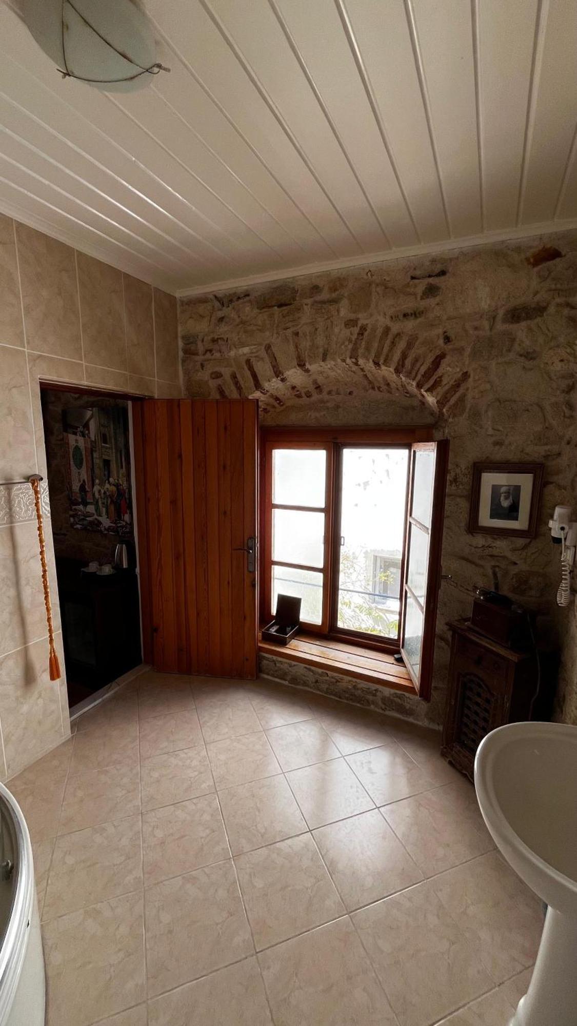 Foca Antik Otel Exterior foto