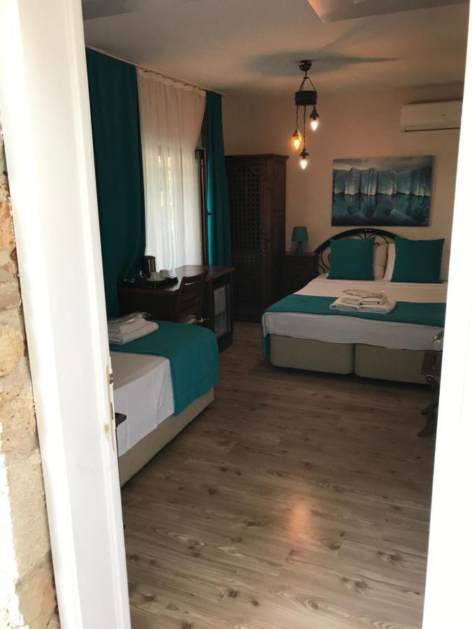 Foca Antik Otel Exterior foto